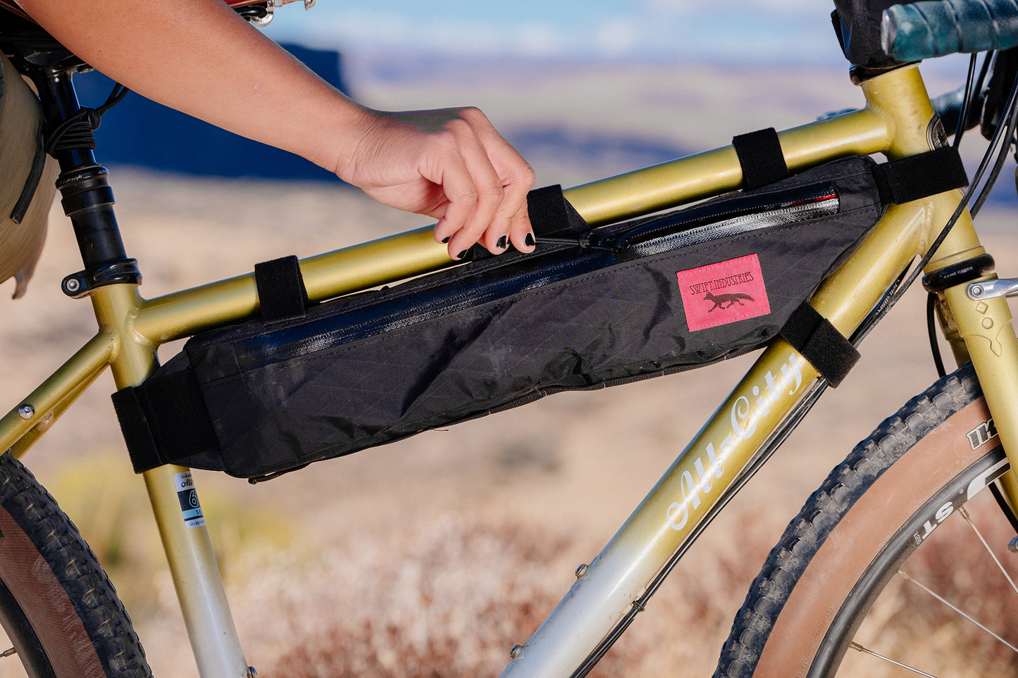 Hold Fast Half Frame Bag